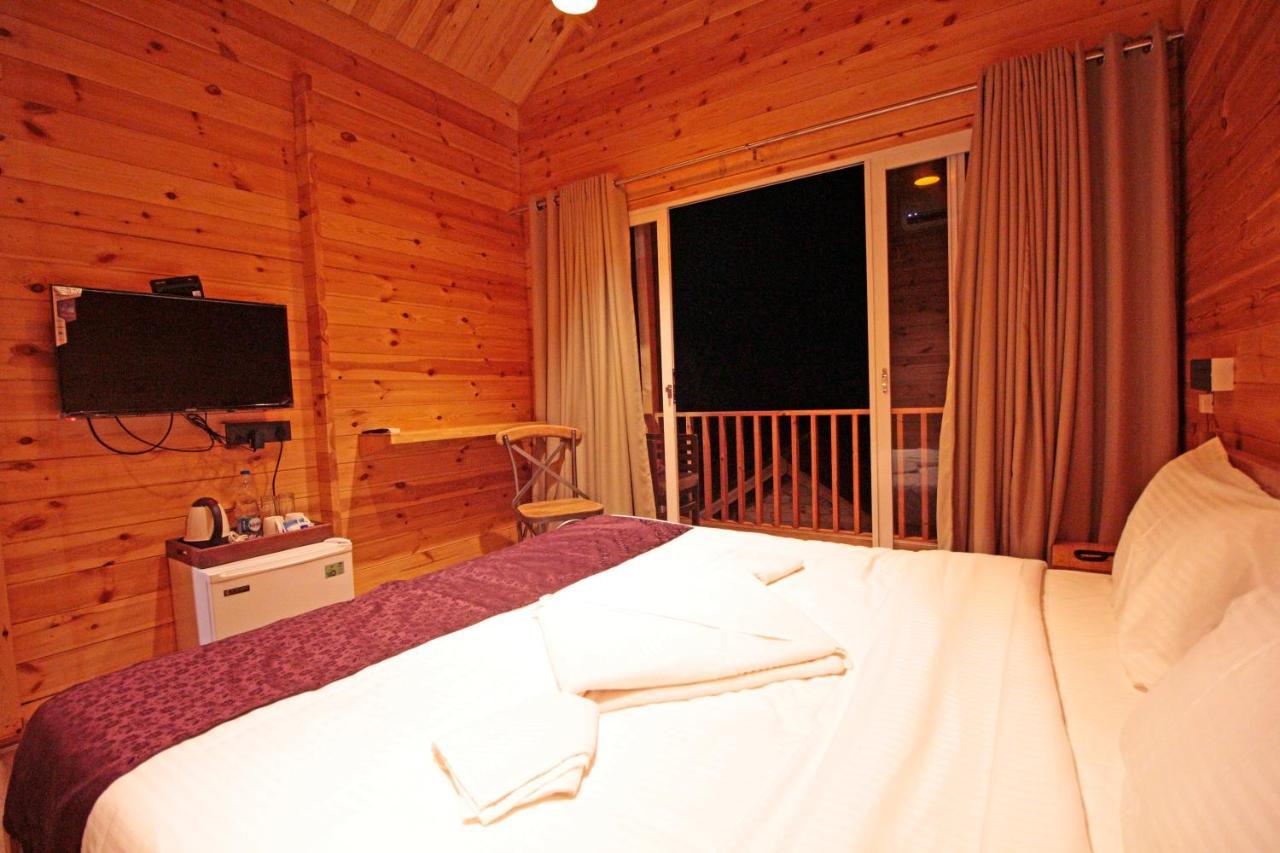 Larive Beach Resort Вагатор Екстериор снимка